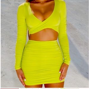 Lime green 2 piece skirt and top. Us 4, uk 8